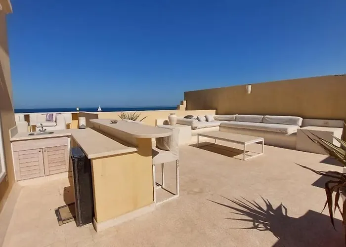 Apartment Dreamy Seafront 2br- Panoramic Sea Views- El Gouna