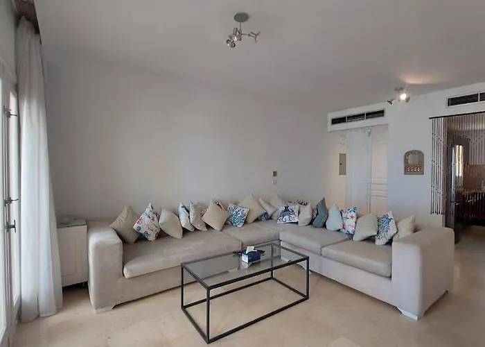 Dreamy Seafront 2br- Panoramic Sea Views- El Gouna Apartment *