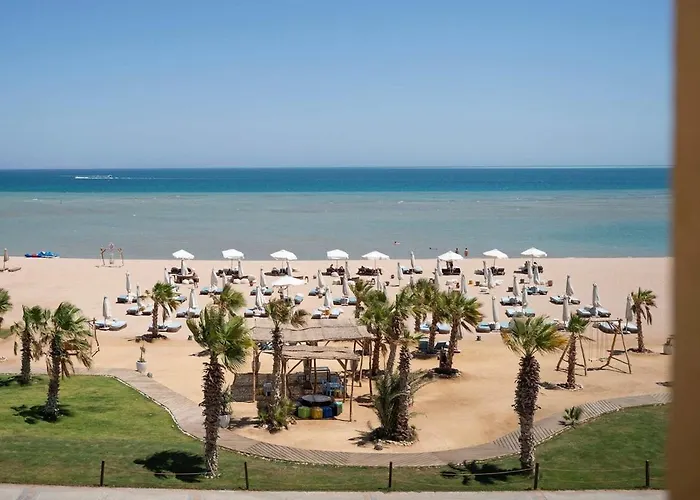 Dreamy Seafront 2br- Panoramic Sea Views- El Gouna